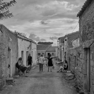  San Salvatore del Sinis. Walking through the narrow streets of the town.